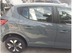 PUERTA TRASERA DERECHA 821002247R 