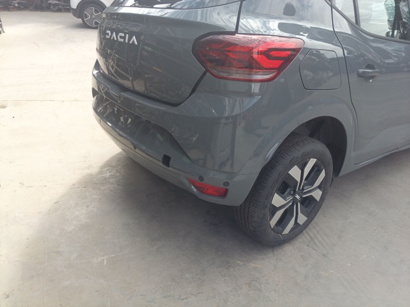 Recambio de paragolpes trasero para dacia sandero iii 1.0 tce 90 eco-g referencia OEM IAM   