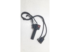 Recambio de piña luces derecha para honda cb 750 hornet referencia OEM IAM 35135MLBD01 53150MGSD30  
