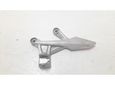 Recambio de estribera izquierda para honda cb 750 hornet referencia OEM IAM 50700MJWJ00  