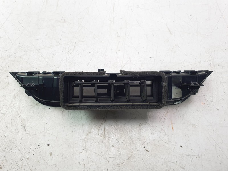 Recambio de aireador central para opel grandland x 120 aniversario referencia OEM IAM 9838272877  