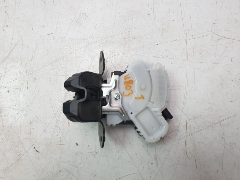 Recambio de cerradura maletero / porton para mazda cx-3 100 aniversario referencia OEM IAM DM0P62310  