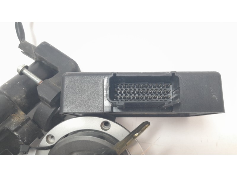 Recambio de conmutador de arranque para honda cb 750 hornet referencia OEM IAM 35010MLBD00  