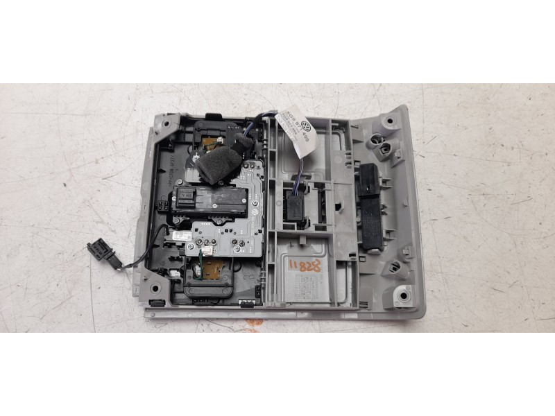 Recambio de luz interior para volkswagen touran (5t1) edition bmt referencia OEM IAM 5TA947105H  