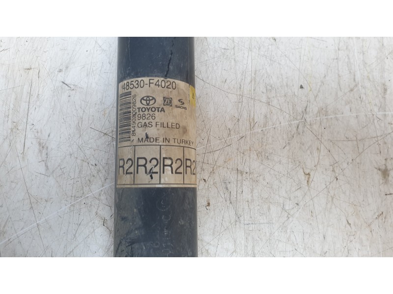 Recambio de amortiguador trasero izquierdo para toyota c-hr hybrid active referencia OEM IAM 48530F4020  