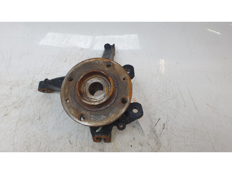 Recambio de mangueta delantera derecha para jeep avenger altitude referencia OEM IAM 9826532380  