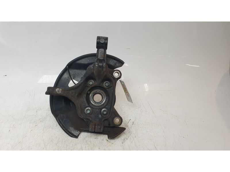 Recambio de mangueta delantera izquierda para mazda cx-5 luxury 2wd referencia OEM IAM KD3533031A  