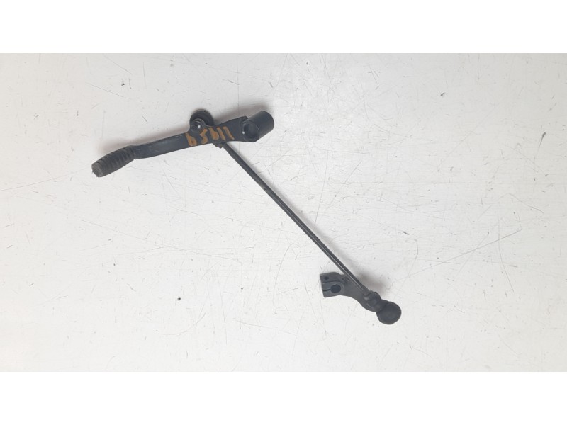 Recambio de palanca cambio para honda cb 750 hornet referencia OEM IAM 24705MLBD00  