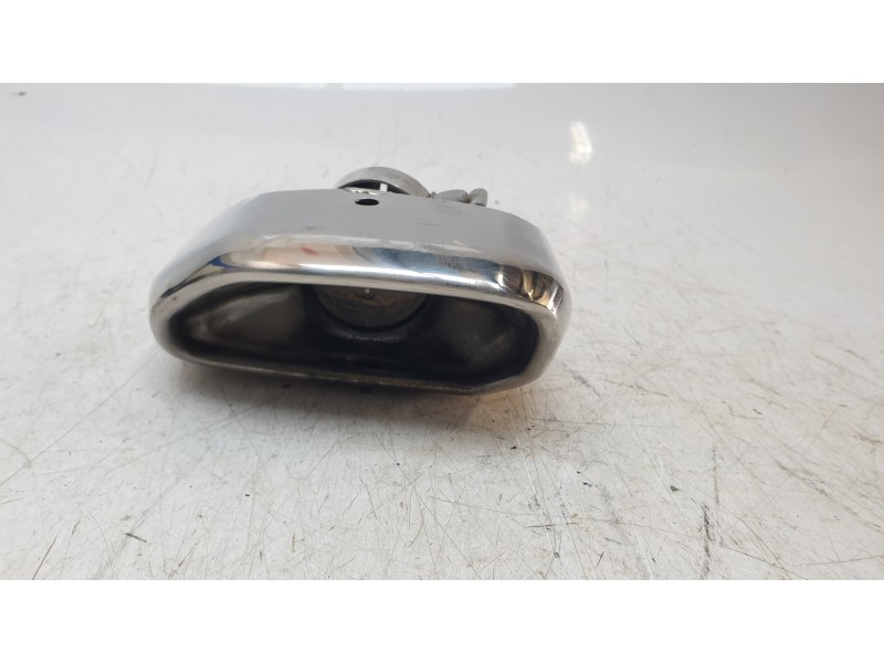 Recambio de molduras traseras para ford kuga iii (dfk) 2.5 fhev referencia OEM IAM LX615C262CB  