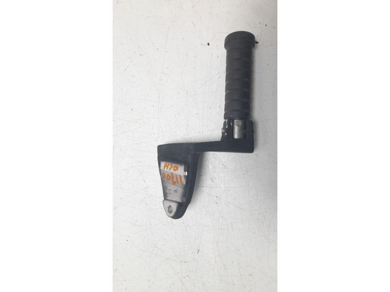 Recambio de estribera derecha para victory hammer hammer referencia OEM IAM 5136036  