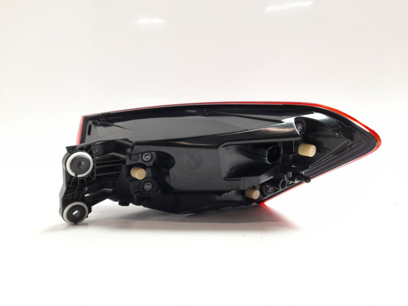 Recambio de piloto trasero izquierdo para audi a3 limousine (8ys, 8ym) 30 tdi referencia OEM IAM 8Y0945207  