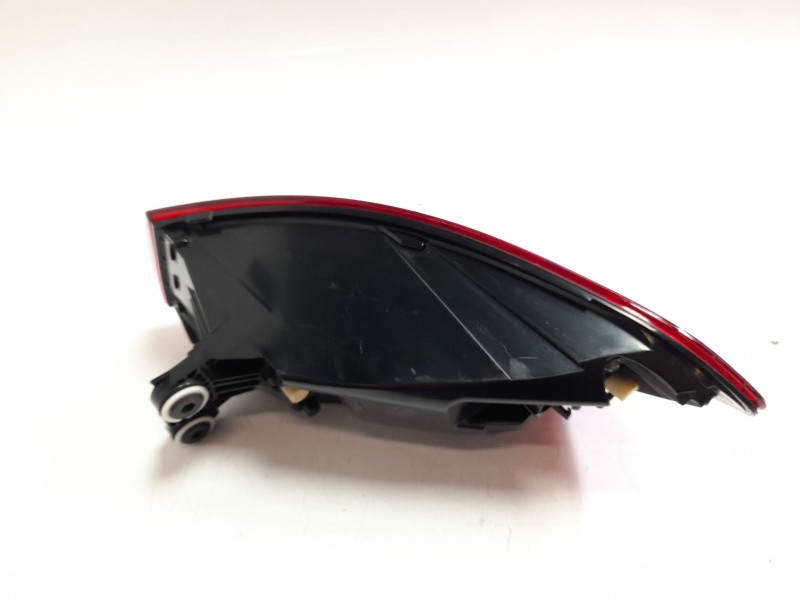 Recambio de piloto trasero izquierdo para audi a3 limousine (8ys, 8ym) 30 tdi referencia OEM IAM 8Y0945207  