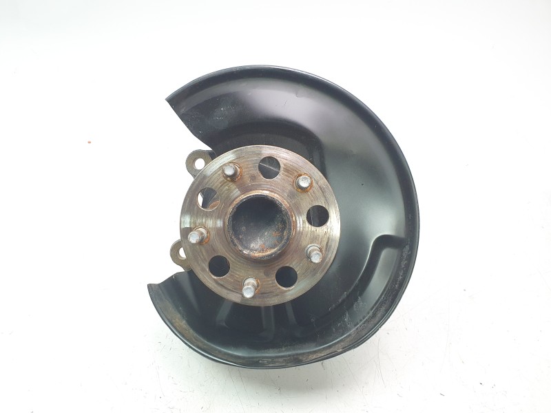 Recambio de mangueta trasera derecha para toyota c-hr hybrid active referencia OEM IAM 42304F4031  