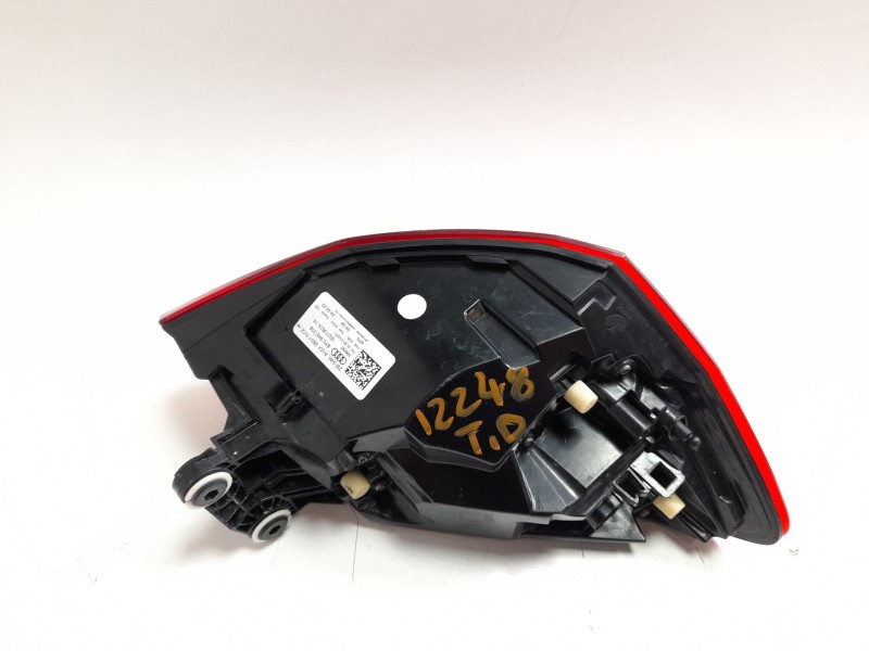 Recambio de piloto trasero derecho para audi a3 limousine (8ys, 8ym) 30 tdi referencia OEM IAM 8Y0945208  