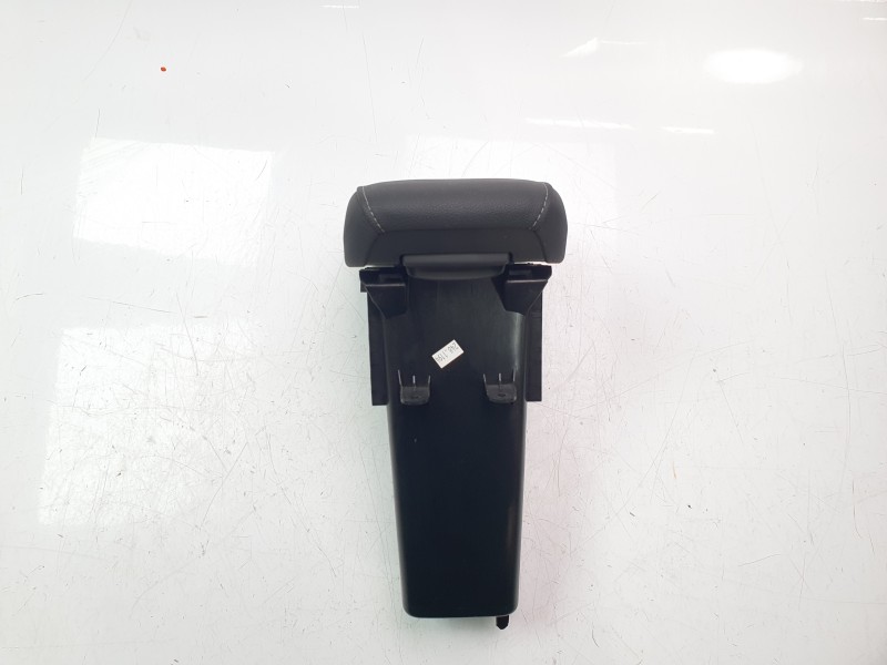 Recambio de apoyabrazos central para opel grandland x 120 aniversario referencia OEM IAM YP000570YX  