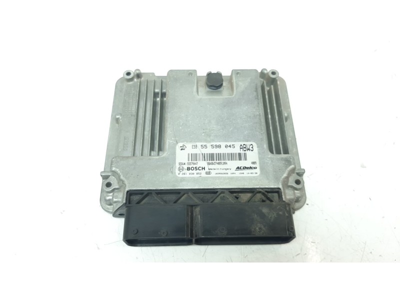 Recambio de centralita motor uce para opel insignia country tourer 2.0 16v cdti referencia OEM IAM 55598045  