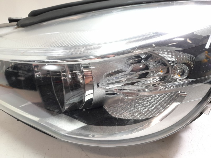 Recambio de faro izquierdo para bmw 2 active tourer (f45) 218 d referencia OEM IAM 63087214903 030129023110 104LPP462