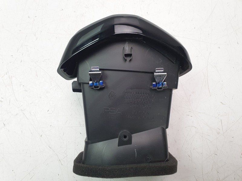 Recambio de rejilla aireadora para opel grandland x 120 aniversario referencia OEM IAM 9831805580  
