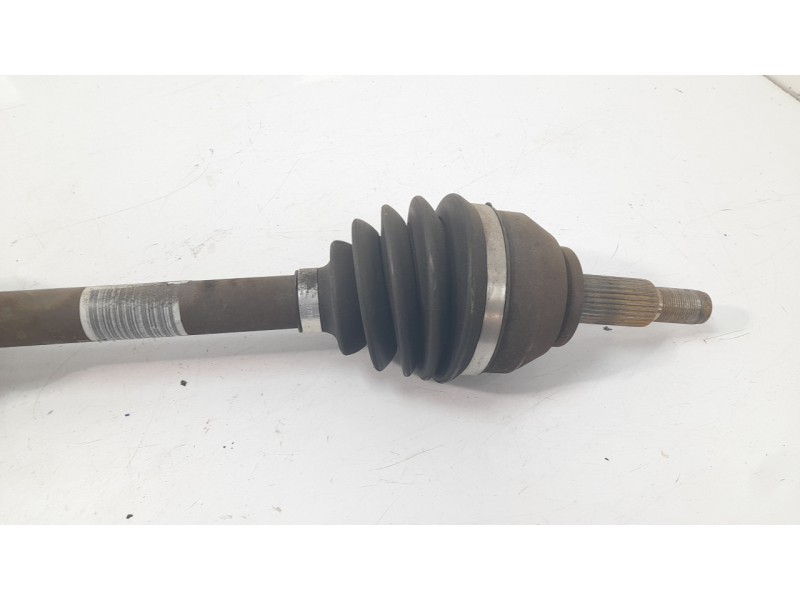 Recambio de transmision delantera derecha para renault trafic iii furgoneta (fg_) 2.0 dci 120 (fgmn) referencia OEM IAM 39100575