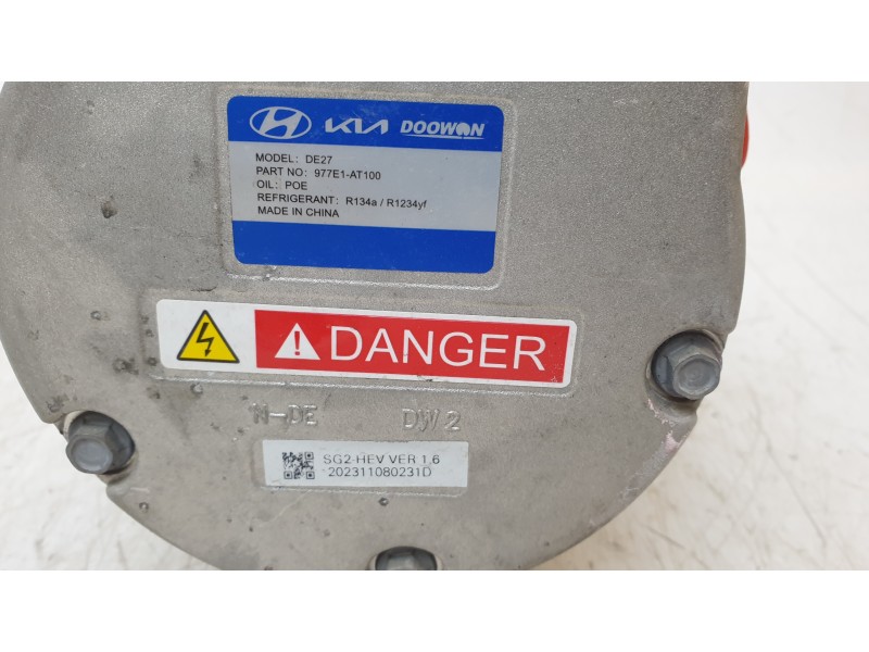 Recambio de compresor aire acondicionado para kia niro (sg2) hybrid concept referencia OEM IAM 977E1AT100  