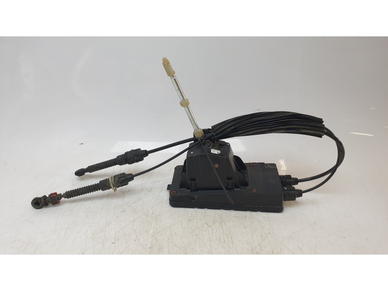 Recambio de palanca cambio para dacia duster ambiance 4x2 referencia OEM IAM 341080304RB  