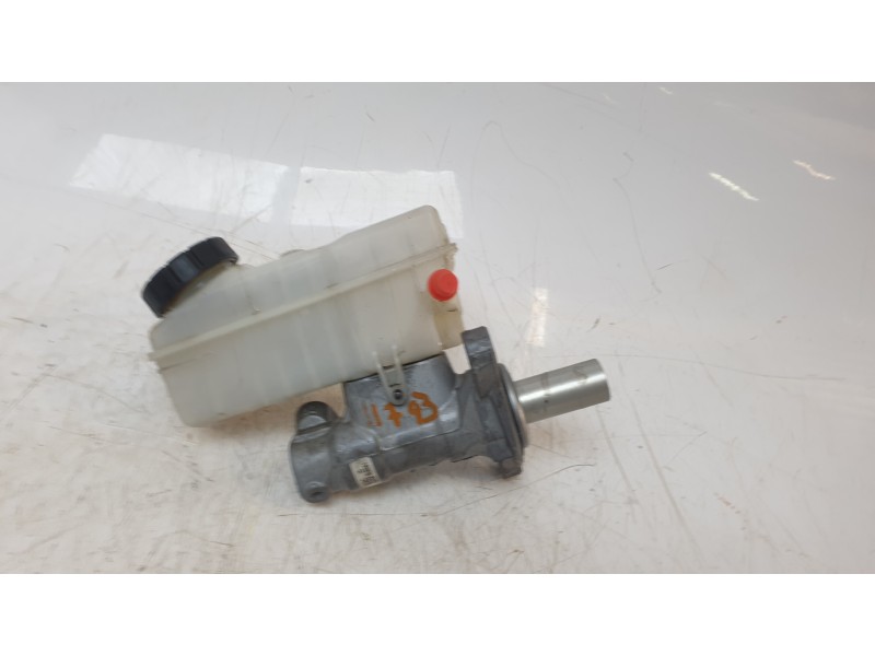 Recambio de bomba freno para dacia duster ambiance 4x2 referencia OEM IAM 460112629R  