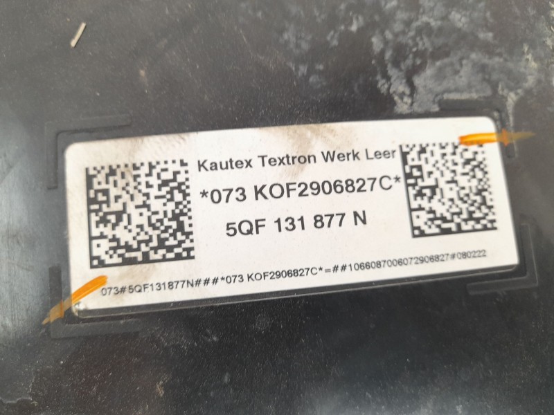 Recambio de deposito adblue para audi q3 sportback (f3n) 35 tdi referencia OEM IAM  5QF131877N 