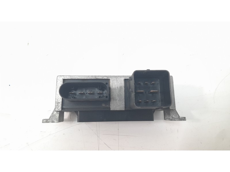 Recambio de caja precalentamiento para mercedes-benz clase a (w176) 1.8 cdi cat referencia OEM IAM 8200558438A  