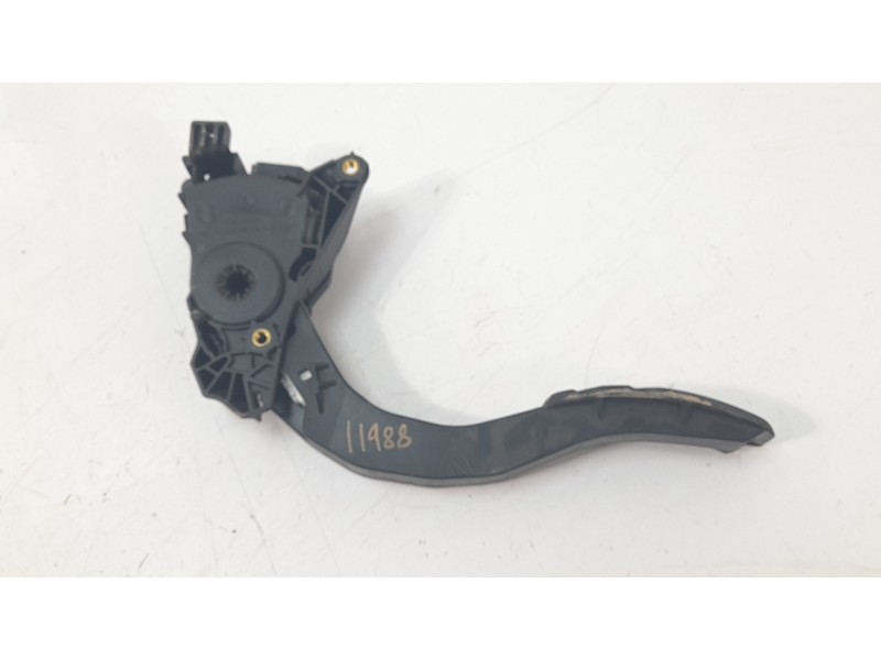 Recambio de potenciometro pedal para renault captur ii techno referencia OEM IAM 180100879R 6RV01290205 