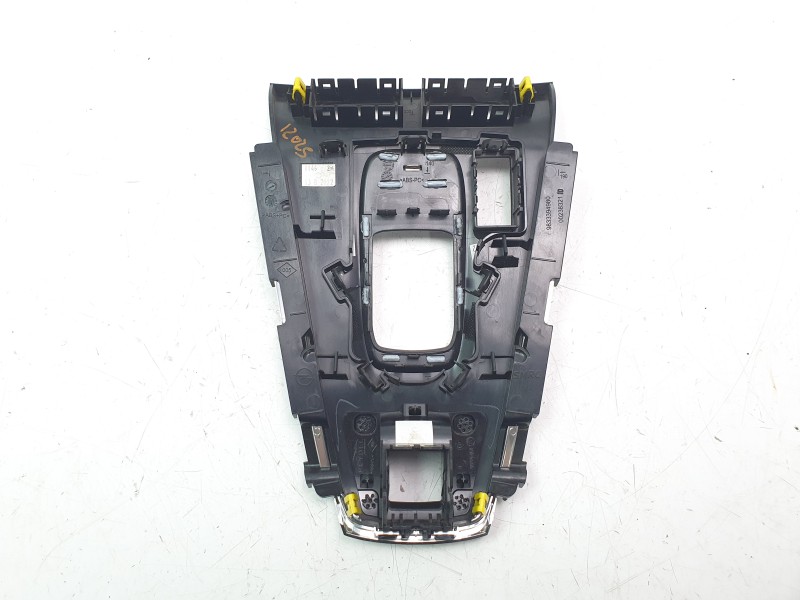 Recambio de moldura para opel grandland x 120 aniversario referencia OEM IAM 9833394980  