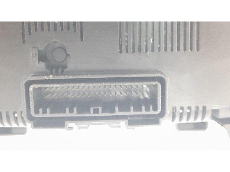 Recambio de cuadro instrumentos para renault captur ii techno referencia OEM IAM 248104640R  