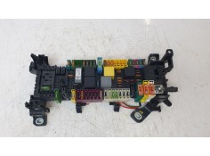 CAJA RELES / FUSIBLES 2465400240 