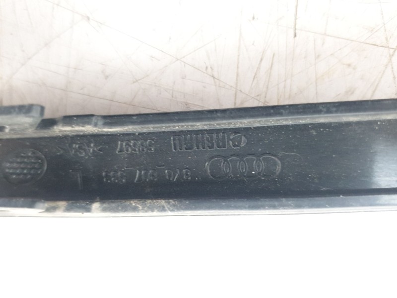 Recambio de moldura para audi a3 limousine (8ys, 8ym) 30 tdi referencia OEM IAM 8Y0807533  