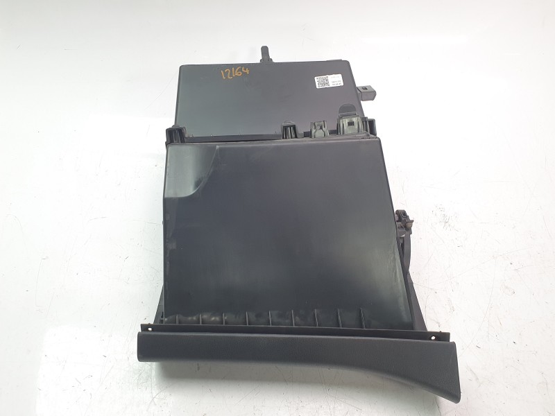 Recambio de guantera para peugeot rifter 1.5 bluehdi 100 referencia OEM IAM 9817994777  