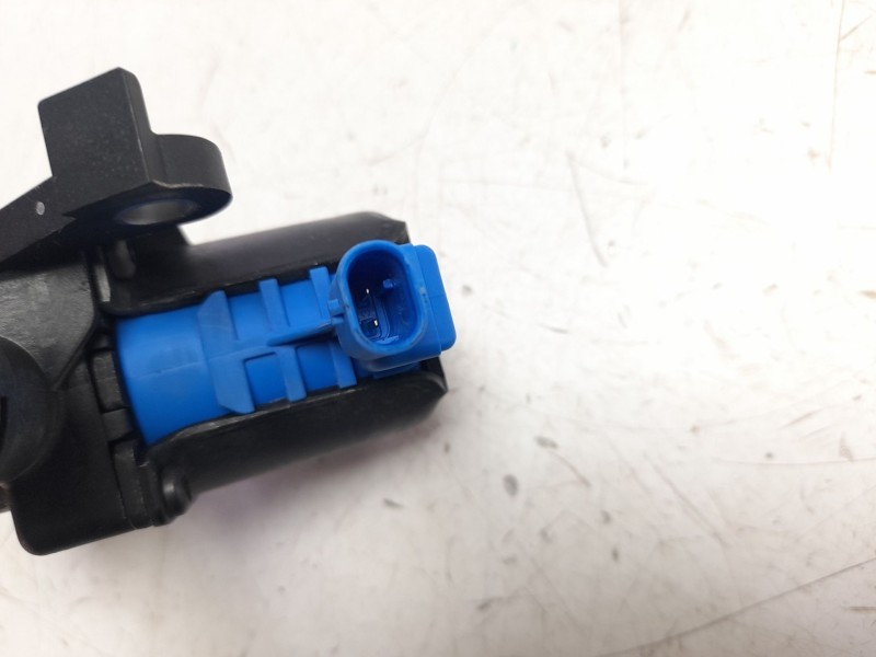 Recambio de valvula intercambio de calefaccion para citroën c4 berlina e-feel pack referencia OEM IAM 9839741280  