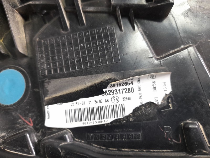 Recambio de piloto trasero derecho para opel corsa f (p2jo) 1.2 (68) referencia OEM IAM 9829317280  