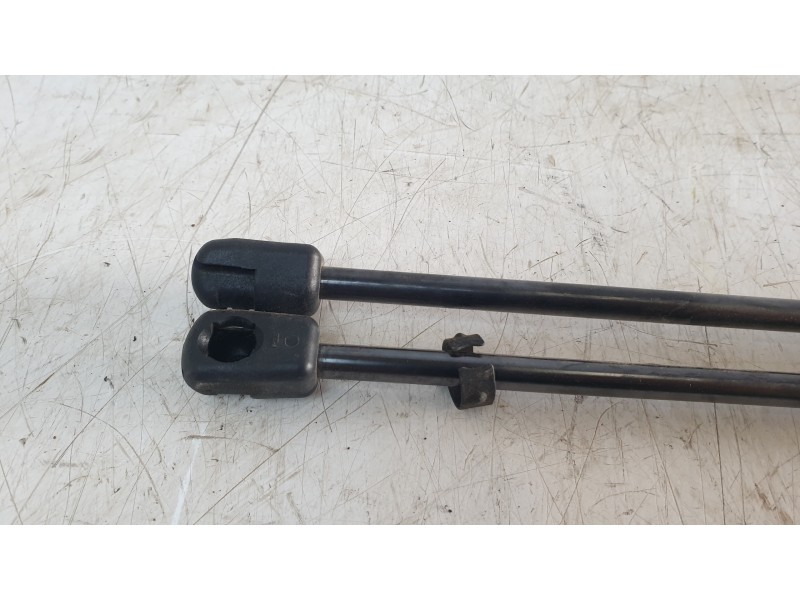 Recambio de amortiguadores maletero / porton para aixam uv/51/af0a s9 referencia OEM IAM 21086308015  