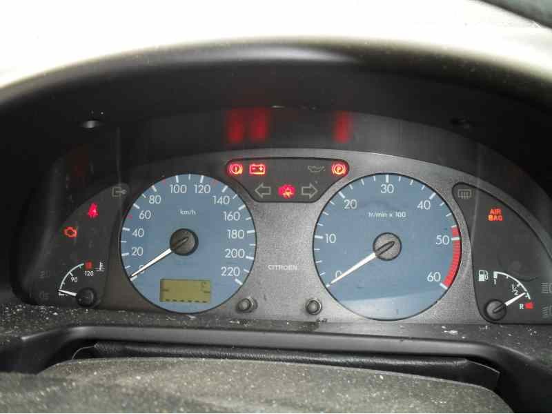 citroen xsara berlina del año 2001