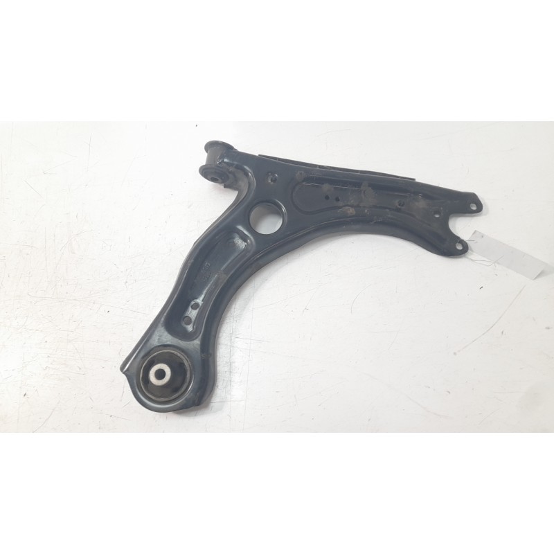 Recambio de brazo suspension inferior delantero derecho para volkswagen polo vi (aw1, bz1, ae1) 1.0 tsi referencia OEM IAM 2Q049