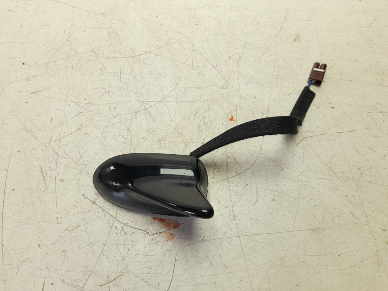 Recambio de antena para opel grandland x 120 aniversario referencia OEM IAM 9844585180  