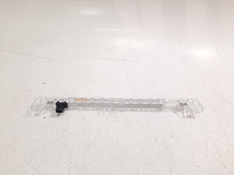 Recambio de luz central de freno para citroën c4 berlina e-feel pack referencia OEM IAM 9834281780  