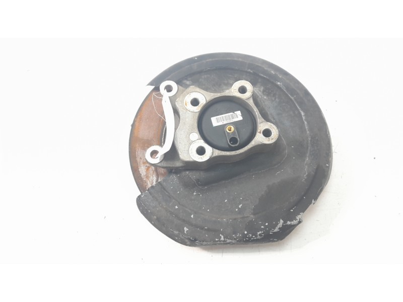 Recambio de mangueta trasera izquierda para peugeot 3008 allure referencia OEM IAM 9822117380  