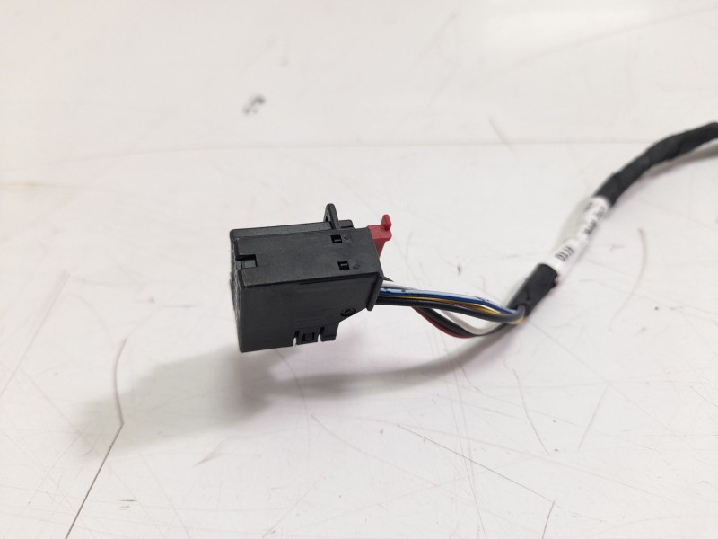 Recambio de retrovisor izquierdo para audi a3 limousine (8ys, 8ym) 30 tdi referencia OEM IAM 8Y1857409  1050247012 , 2020301