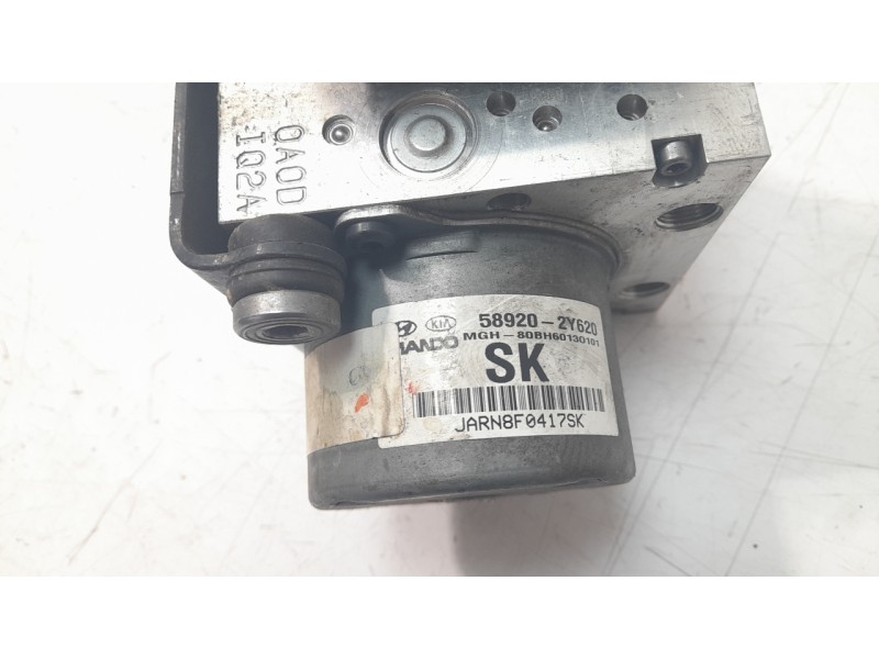 Recambio de abs para hyundai ix35 1.7 crdi cat referencia OEM IAM 0A0DIQ2A  