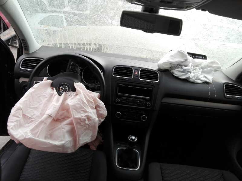 volkswagen golf vi (5k1) del año 2012