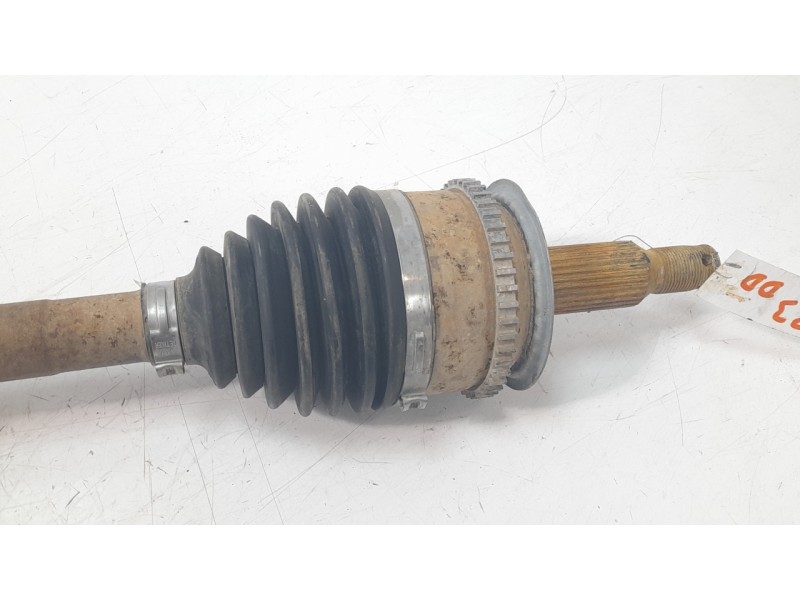 Recambio de transmision delantera derecha para mitsubishi l 200 (kl0/kj0) basis doppelkabine 4wd referencia OEM IAM 3815A586  