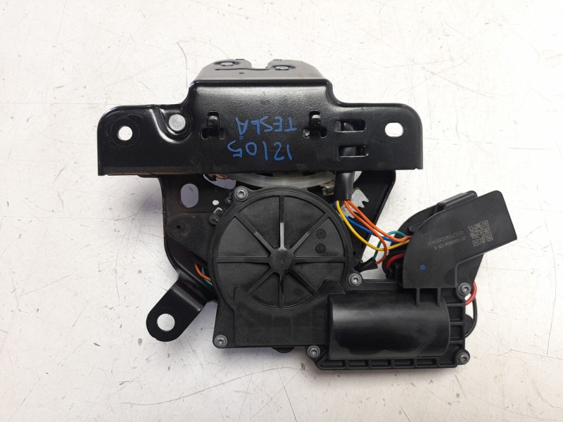 Recambio de cerradura maletero / porton para tesla model 3 (5yj3) ev awd referencia OEM IAM 1500604CNB  