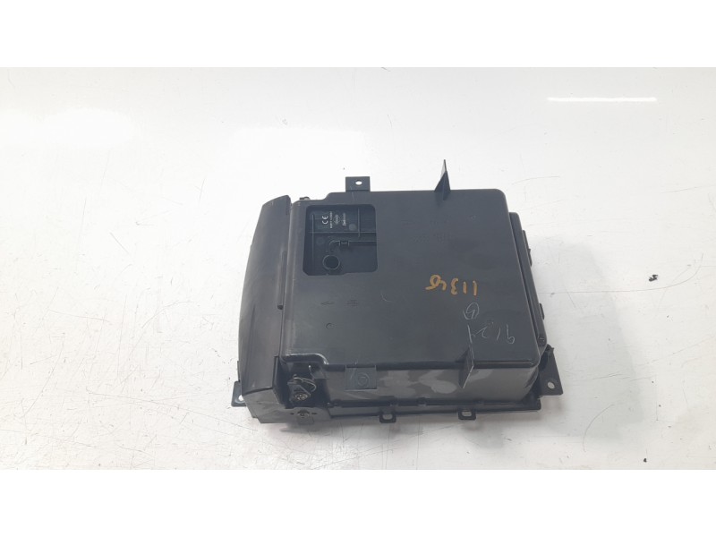 Recambio de guantera para nissan 350 z (z33) 3.5 v6 cat referencia OEM IAM 68924CD000  