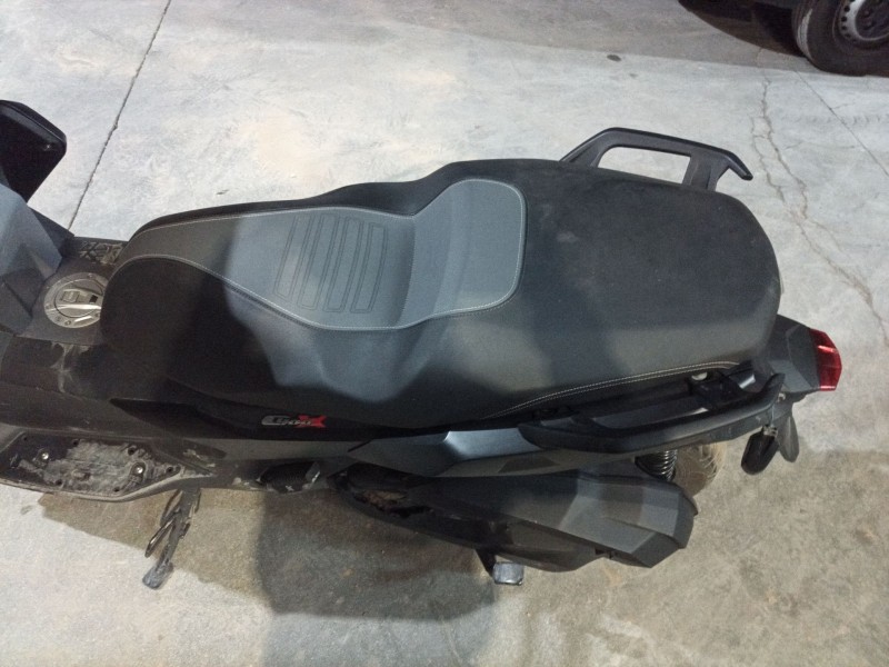 Recambio de asiento para bmw c c 400 x referencia OEM IAM   
