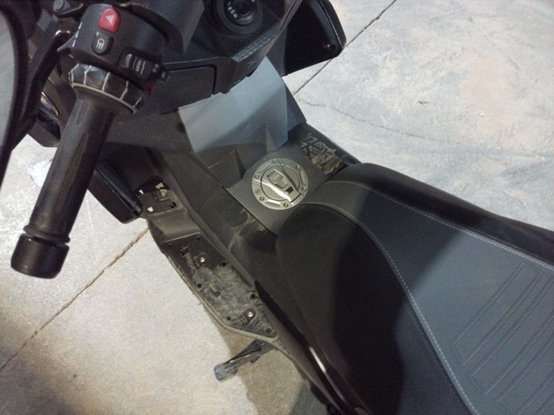 Recambio de deposito combustible para bmw c c 400 x referencia OEM IAM   